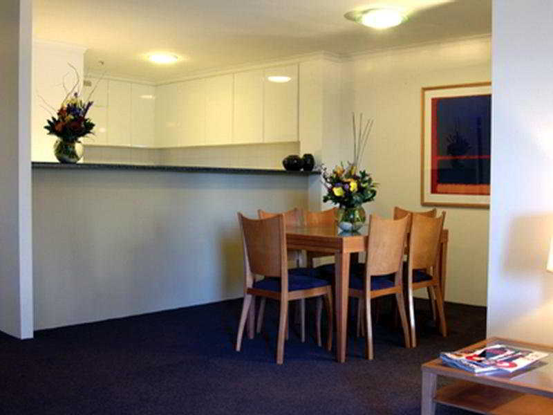 Adina Serviced Apartments Canberra James Court Interieur foto